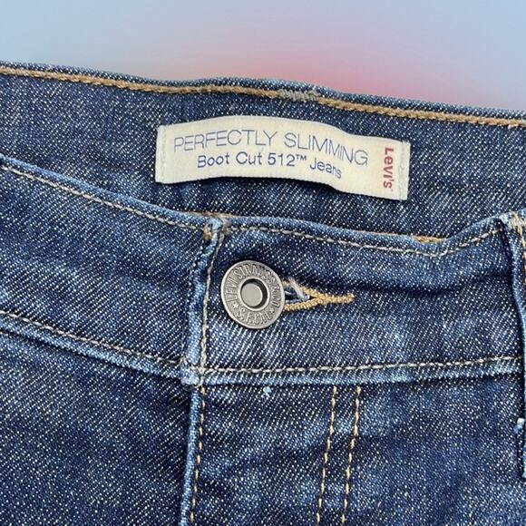 LEVI’S 512 Women’s 8 Perfectly Slimming Bootcut Blue Jeans - Picture 5 of 5